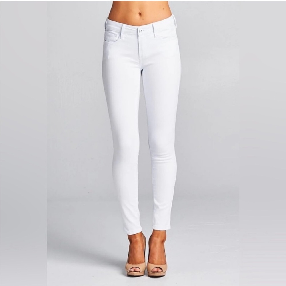 🟤NEW SPECIAL A Skinny Jeans in White Sz 1